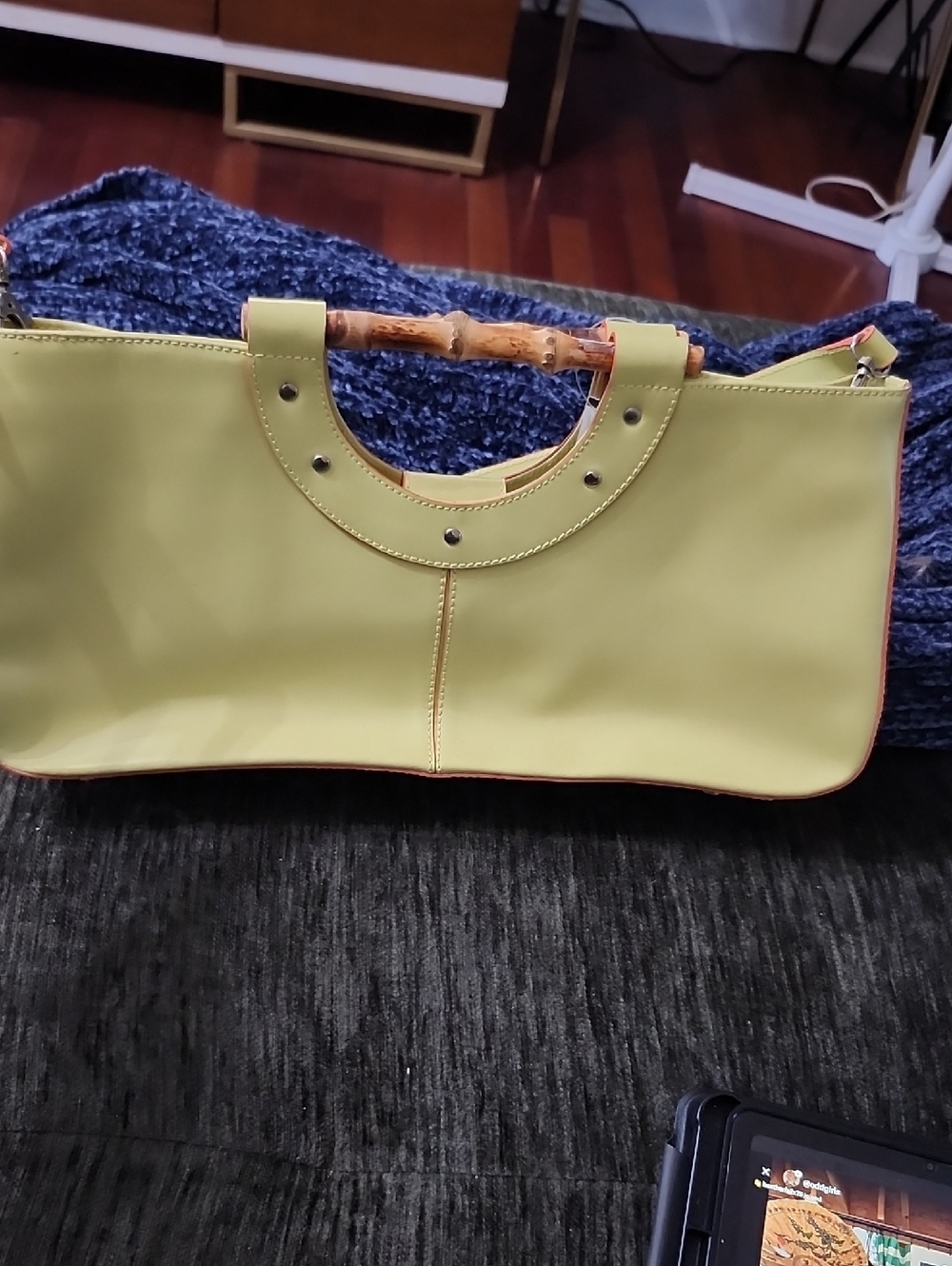 Claudia Firenze Yellow Bamboo-Handle Shoulder Bag Made In Italy Leather Euc - Picture 6 of 10